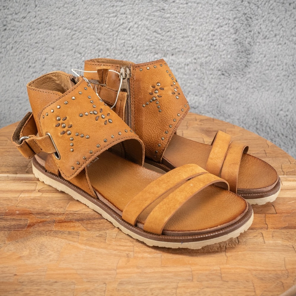 Miz Mooz NYC Brown Leather Tibby Studded Ankle Strap Sandals‎ 36 5.5-6